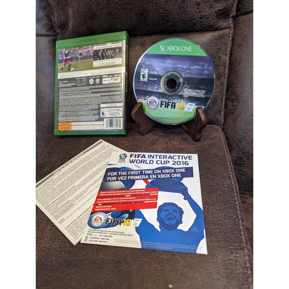 FIFA 16 Soccer 2016 Microsoft Xbox One Video Game Tested - Picture 2 of 2